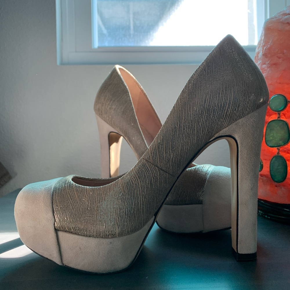 Vince Camuto Suede/ Metallic Platforms